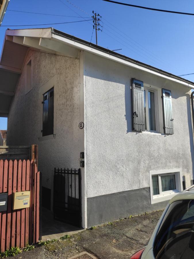 Chez Dany Apartment Périgueux Екстериор снимка